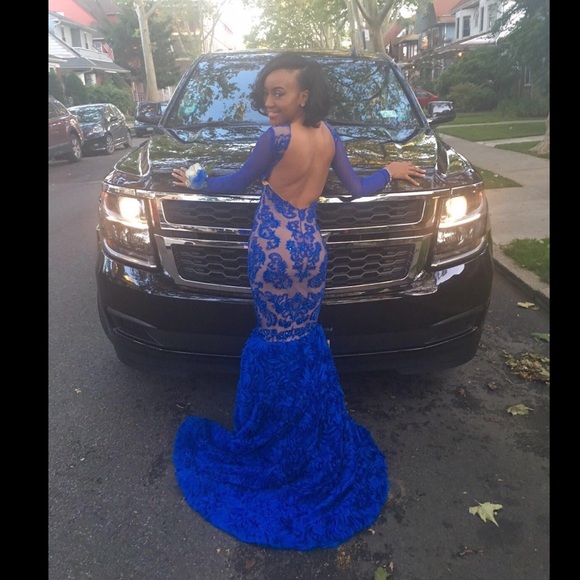 Royal Blue Prom Dress ! - Picture 2 of 4